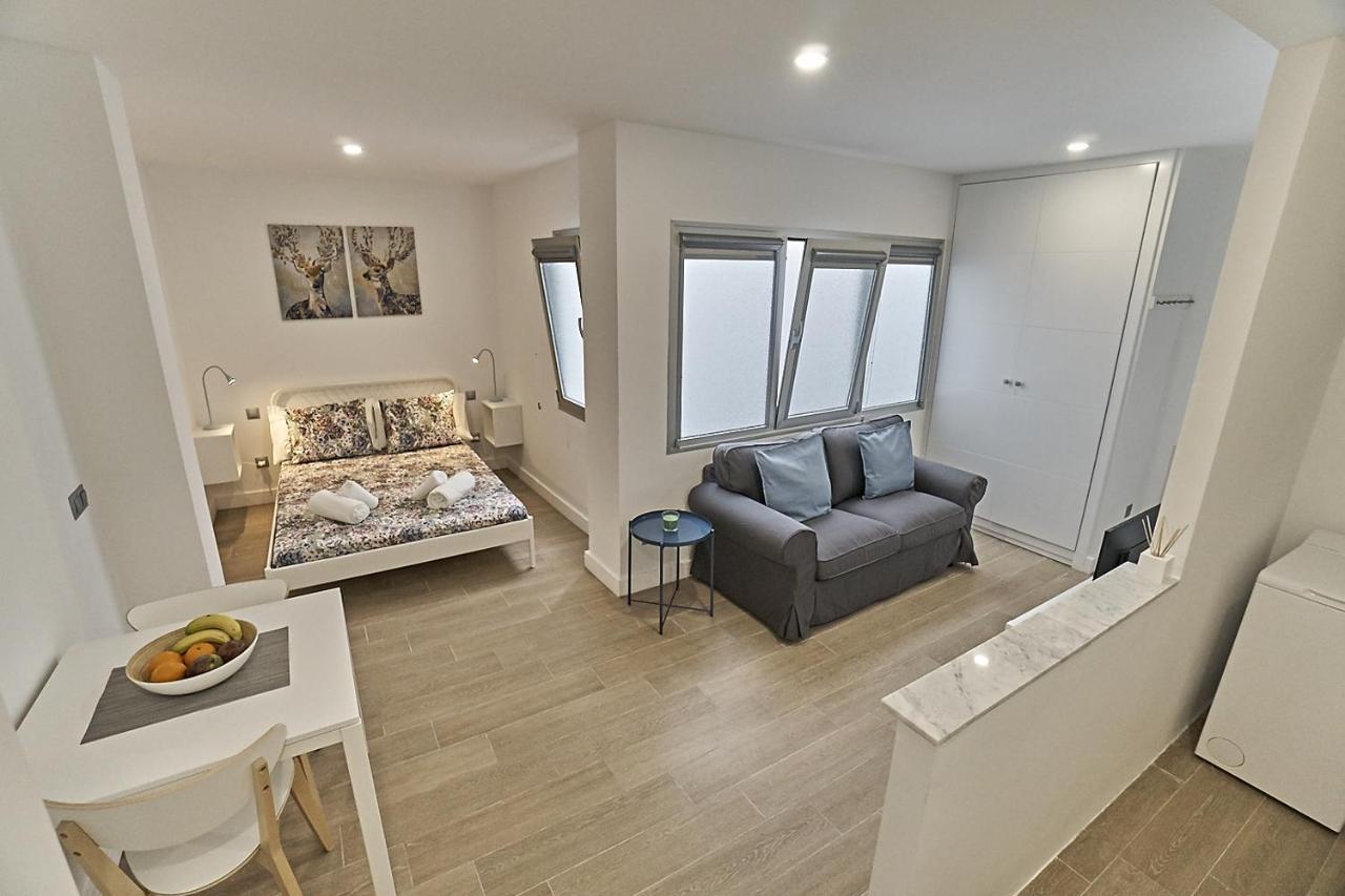 Malibu Canteras Studio 8 - Playa, Wifi, Smarttv, Ac Las Palmas de Gran Canaria Esterno foto